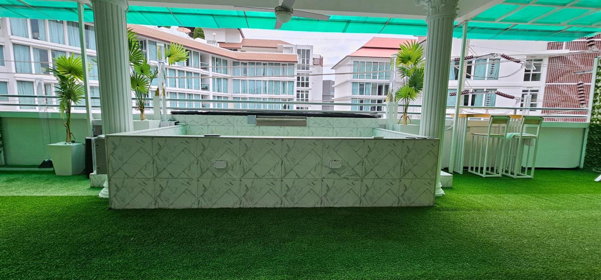 Xcess Residence Pattaya Exterior photo